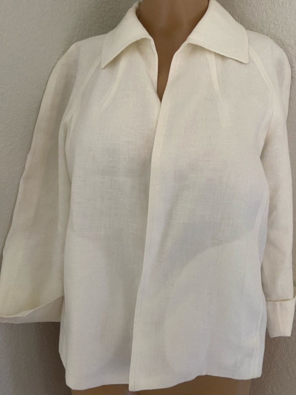 Talbots White Pure Irish Linen Relaxed light weight jacket/blazer Sz P